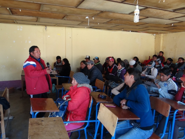 Conversatorio en la Universidad Pública de Achacachi