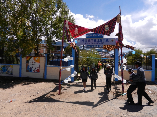 Aniversario Unidad Educativa de Huatajata