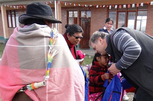 Ayuda con materiales escolares